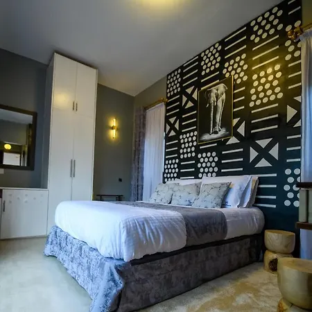 Pangolin Nest Boutique Hotel Kampala Exterior photo