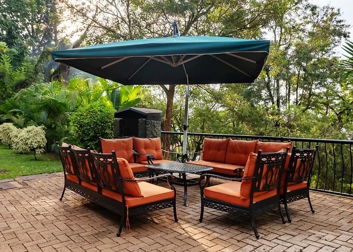 Pangolin Nest Boutique Hotel