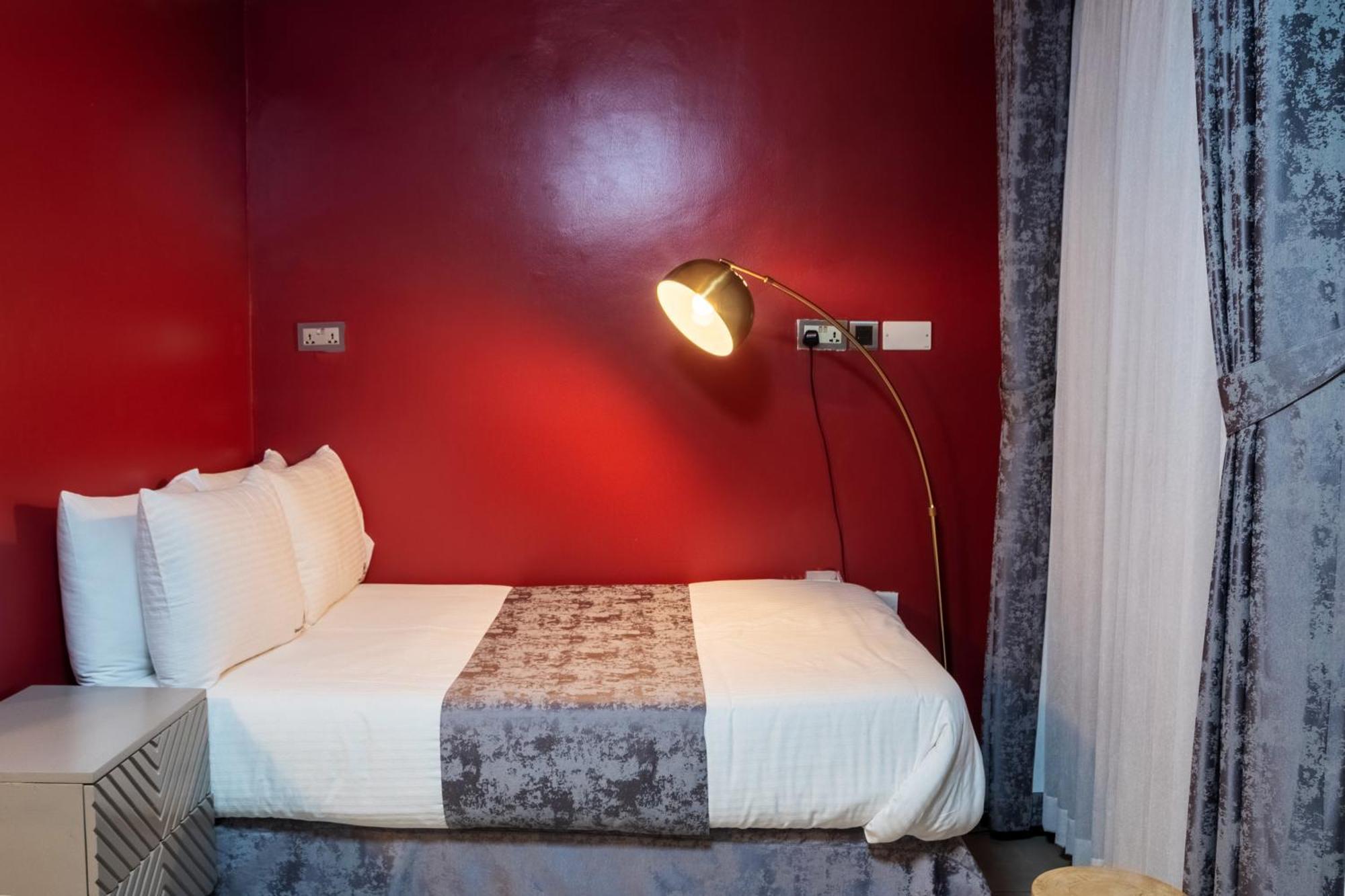 Homestay Pangolin Nest Boutique Kampala
